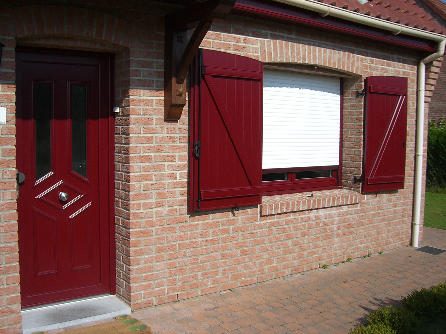 façade pvc rouge