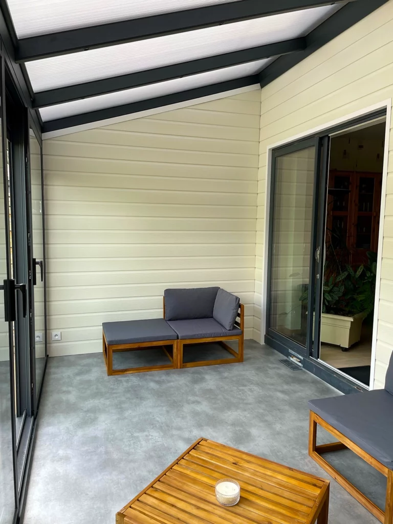 veranda